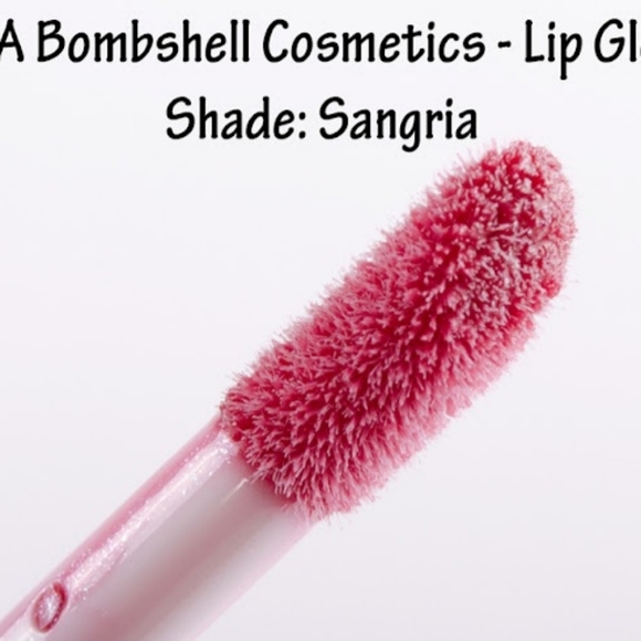 NIB BE A BOMBSHELL LIP GLOSS shade sangria - Picture 2 of 6